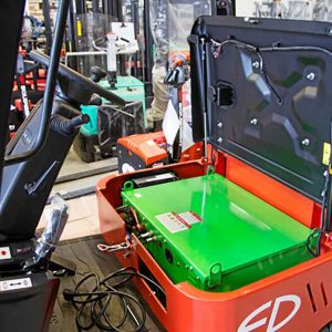 Xe nâng điện 1.8 tấn ngồi lái 4 bánh EFL181 5 Xe Nâng điện Efl181 Ep