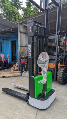 Xe nâng điện Stacker EST152 16 Xe nâng điện Stacker est152