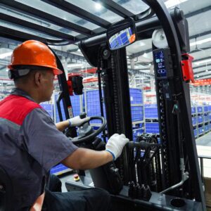 Xe nâng điện Lithium 2 tấn EFL202 (P) 12 3333-min