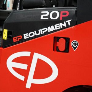 Xe nâng điện Lithium 2 tấn EFL202 (P) 17 8