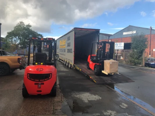 Xe nâng điện Lithium 3 tấn EFL302 21 Xe nâng điện Lithium 3 tấn EFL302