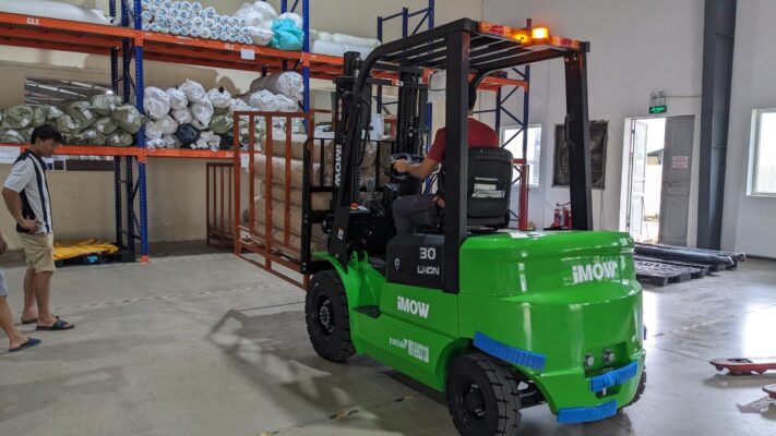 Xe nâng điện Lithium 3 tấn EFX301 19 Xe nâng điện Lithium 3 tấn EFX301