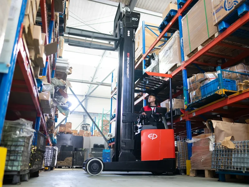 Mua Xe Nâng Ở Nam Định 18 xe nâng điện Reach Truck CQD16L