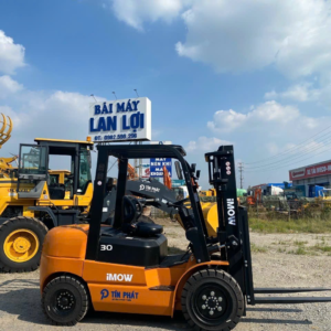 Nên chọn xe nâng Nhật bãi hay Trung Quốc 5 7