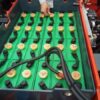 Thay Pin Xe Nâng Điện 6 Pin-chi-axit-tren-xe-nang