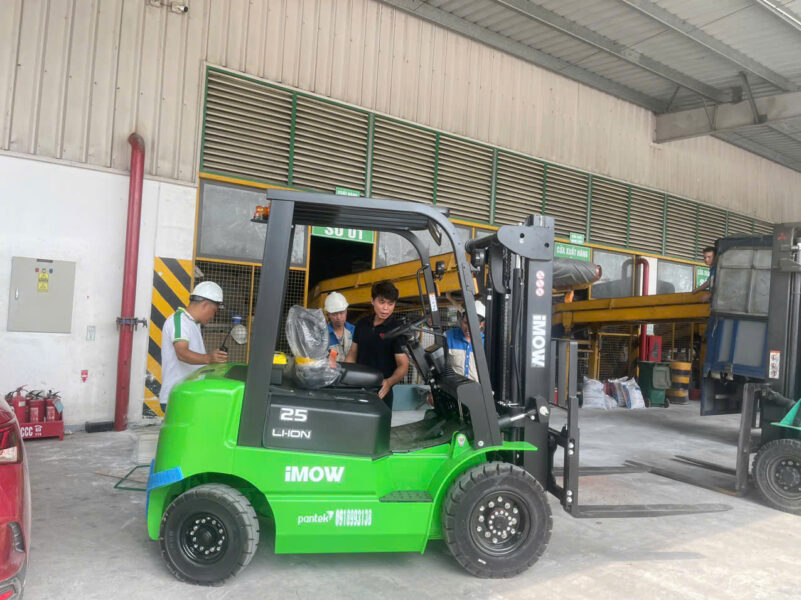 Mua Xe Nâng Tại Thái Bình 15 Xe Nâng Hàng EP Tại Thái Bình