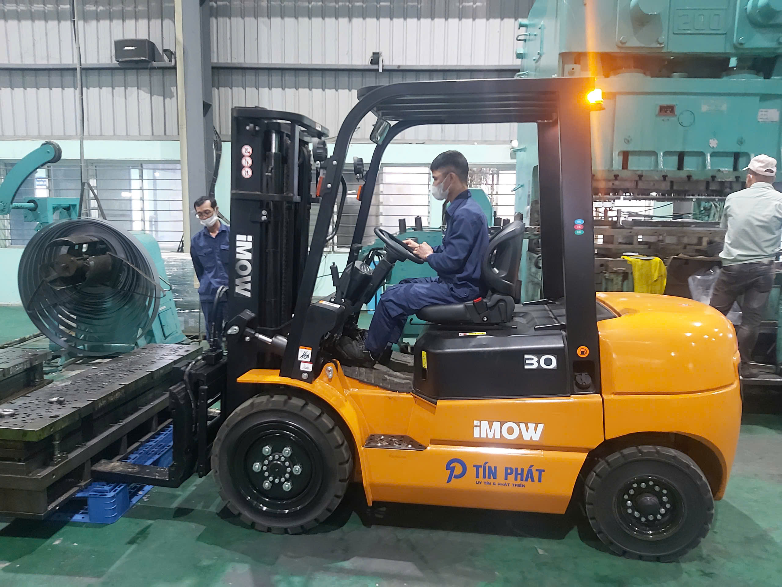 Mua Xe Nâng Điện ở Bắc Giang 15 Mua Xe Nâng Dầu