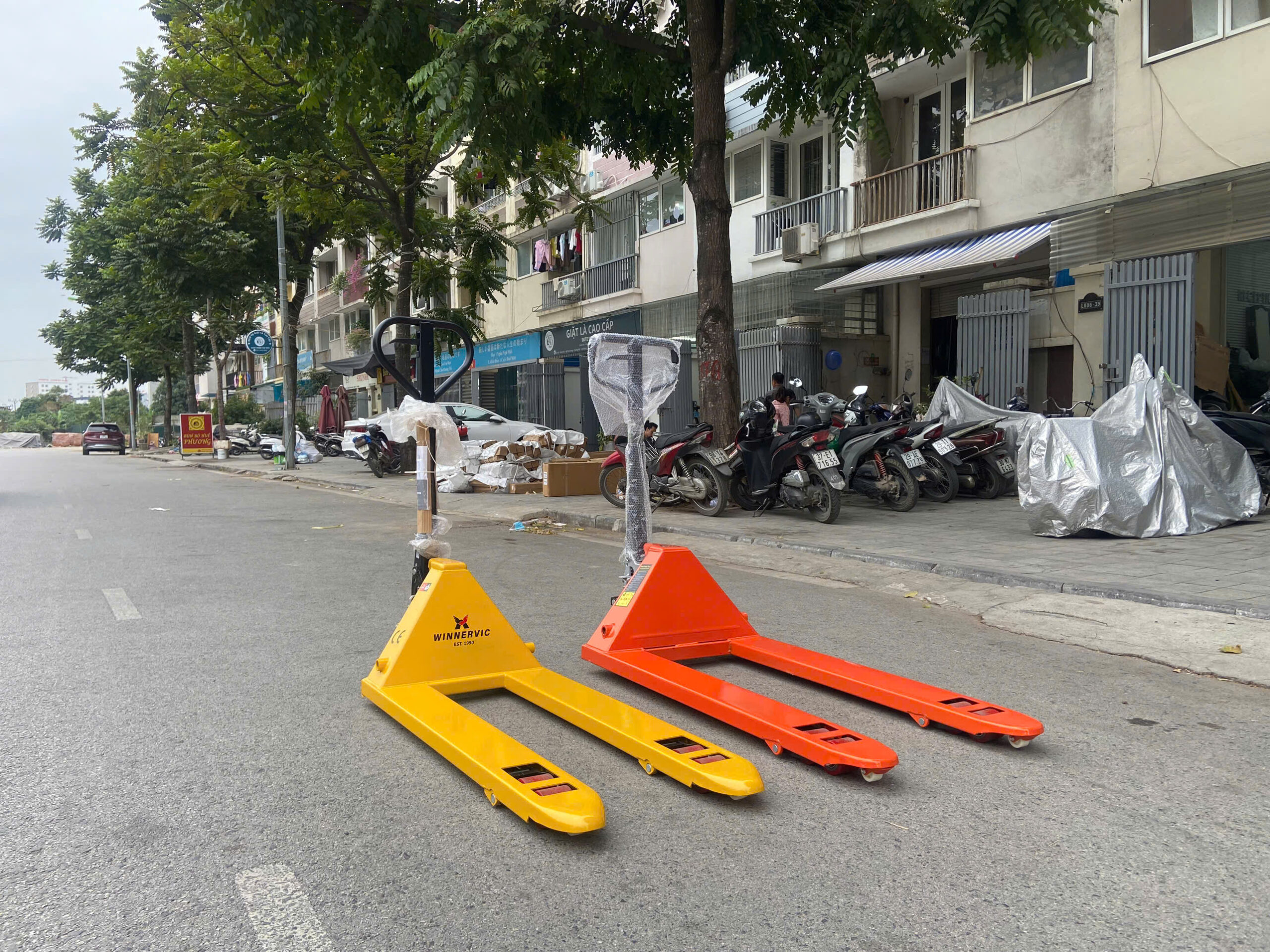 Mua Xe Nâng Điện ở Bắc Giang 16 xe nâng ở bắc giang