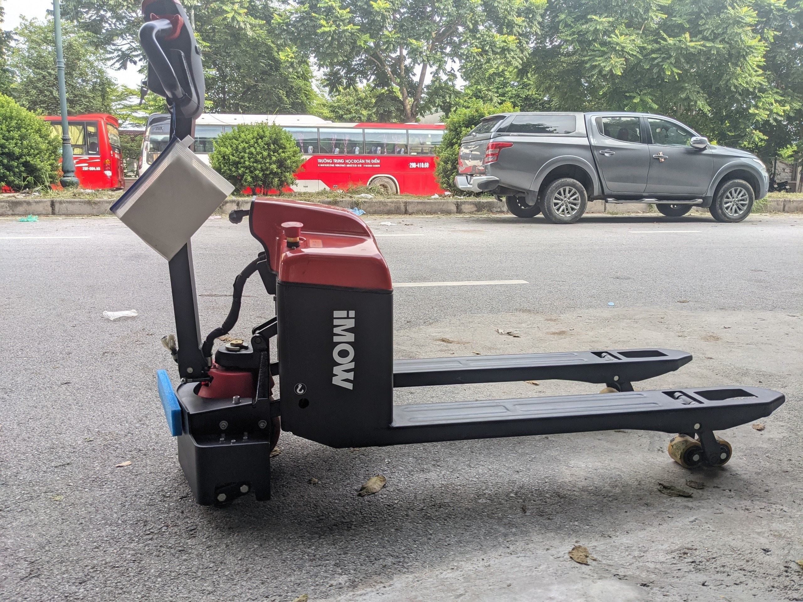 Giá Xe Nâng Điện ở Thái Nguyên 14 Giá Xe Nâng Điện ở Thái Nguyên