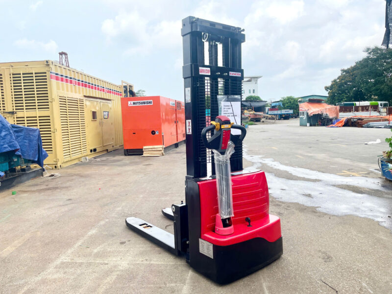 Mua Xe Nâng Điện EP Ở Đâu 7 Mua Xe Nâng Điện EP Ở Đâu ?