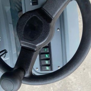 Xe Điện Quét Rác Trong Kho Xưởng 6 Z6125074222396_8918447a4f5475e36eb1bcb291839137