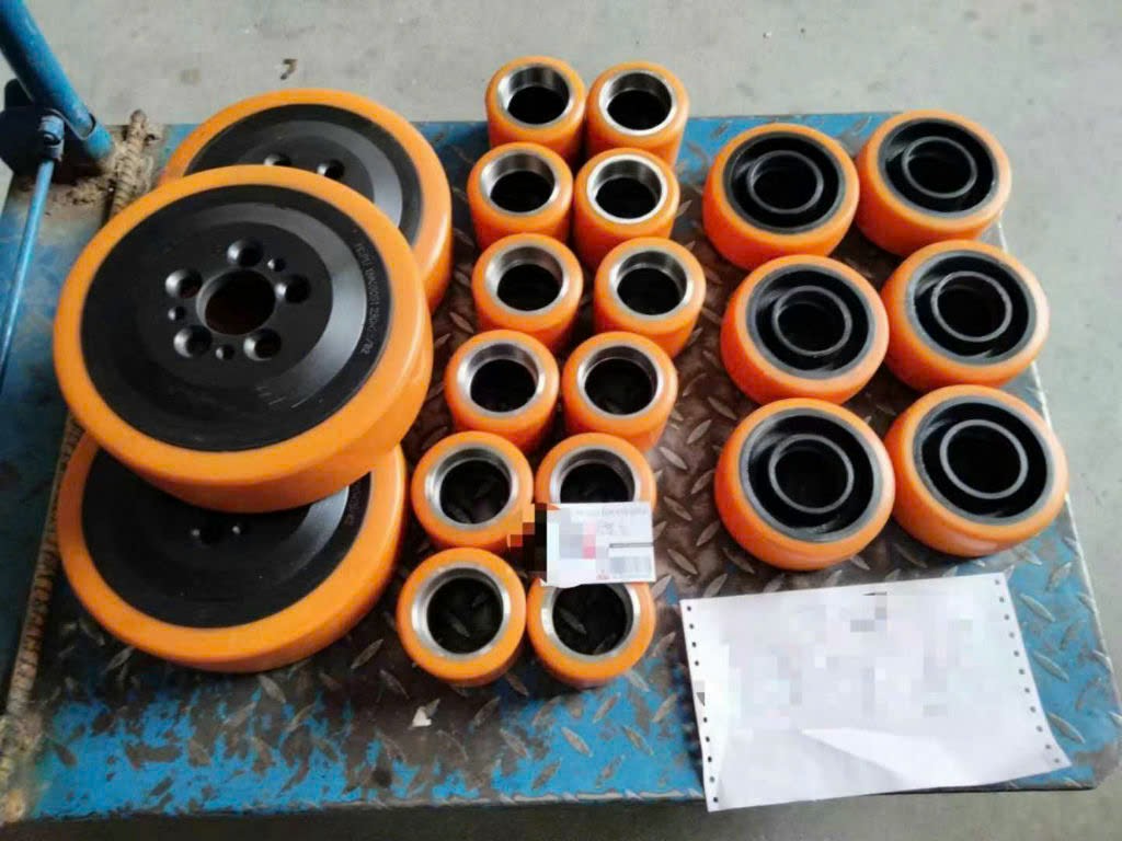 Phụ Tùng Xe Nâng Chính Hãng 7 Phụ Tùng Xe Nâng Chính Hãng